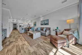 Newly renovated overlooking the Seacrest Village Pool and Beach access
